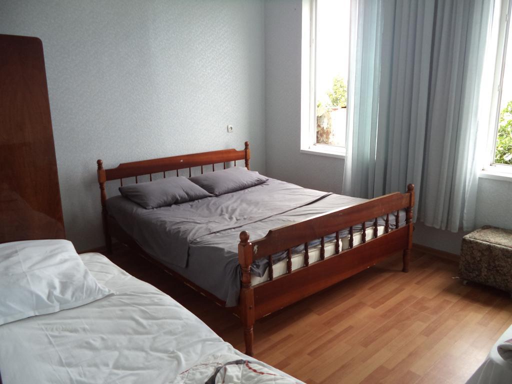 Maiko'S House Hotel Batumi Luaran gambar