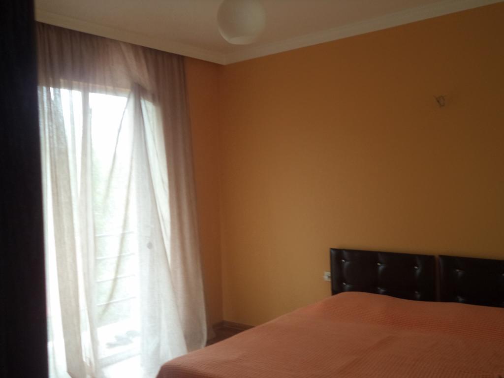 Maiko'S House Hotel Batumi Luaran gambar