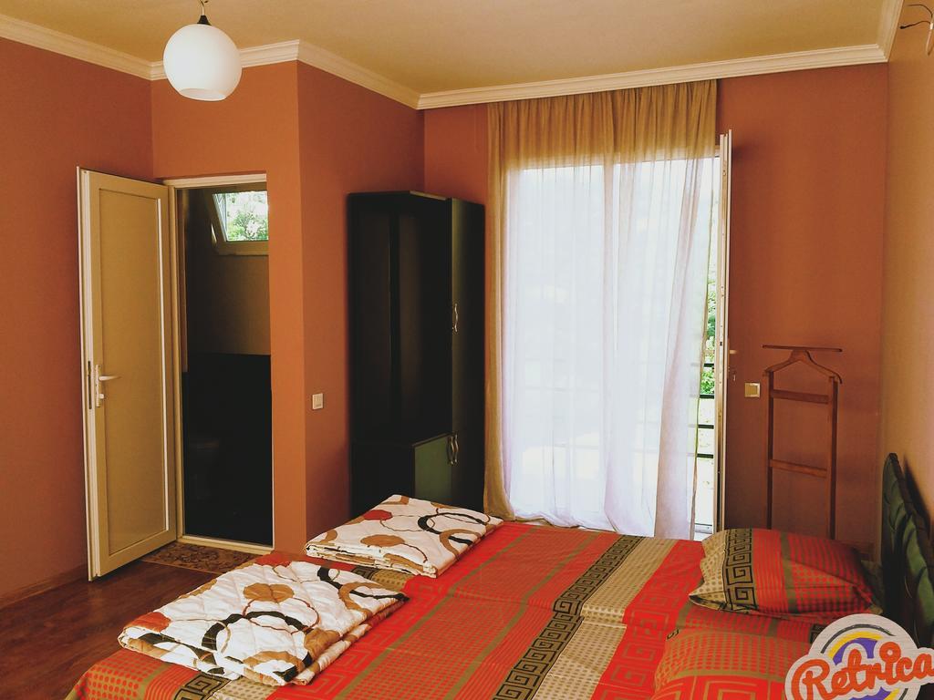 Maiko'S House Hotel Batumi Luaran gambar