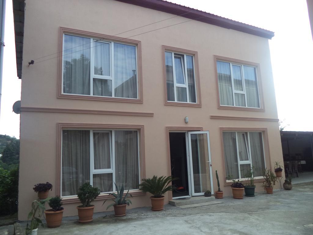 Maiko'S House Hotel Batumi Luaran gambar